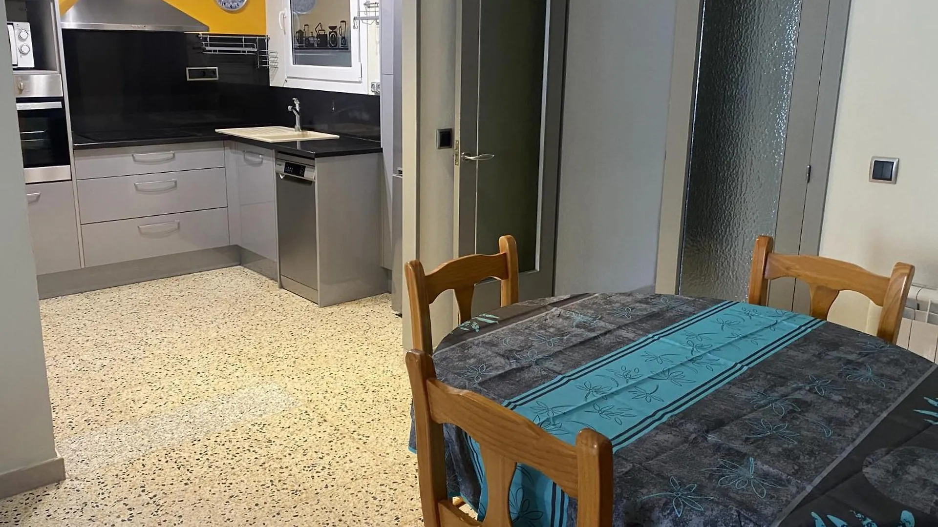 Apartament Centre Platja L' Escala